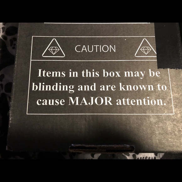 Artist Couture Light Up The Night Holiday 2016 Set - Picture 5 of 8